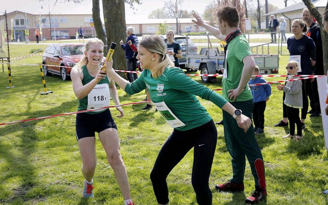 Bra grönsvart bredd och spets i Bromölla