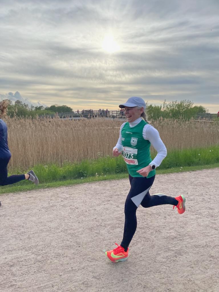 Öppet transferfönster även hos Gronsvart 11 - Åhus Friidrottsklubb Blodomloppet 11 - Åhus Friidrott