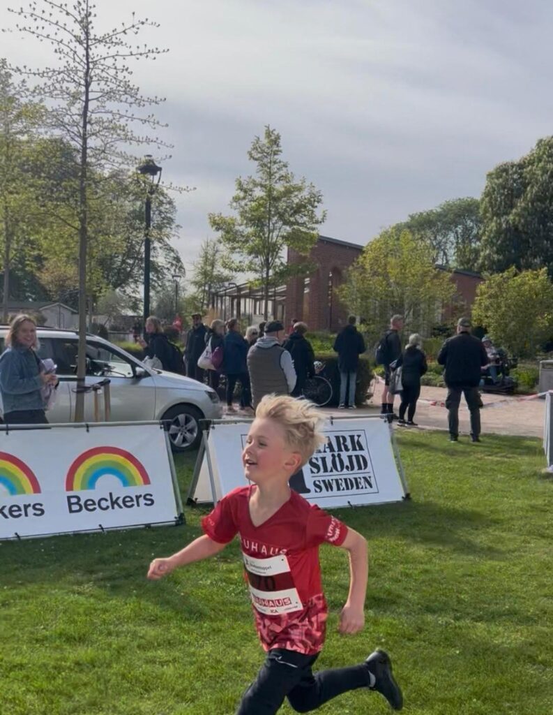 Öppet transferfönster även hos Gronsvart 5 - Åhus Friidrottsklubb Blodomloppet 5 - Åhus Friidrott