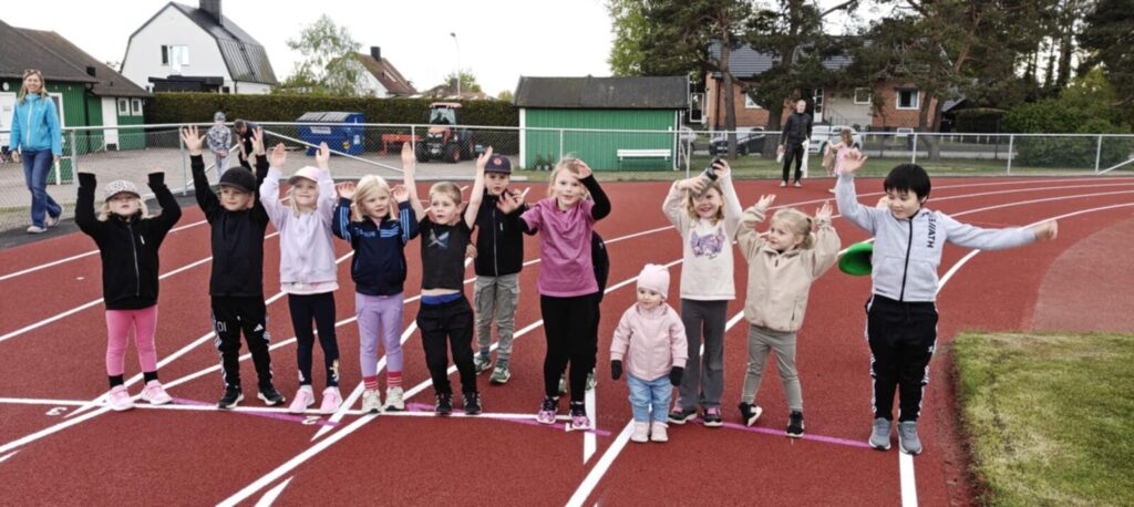 Äntligen utomhuspremiär på "Nya" Åhus IP 12 - Åhus Friidrottsklubb N1 - Åhus Friidrott