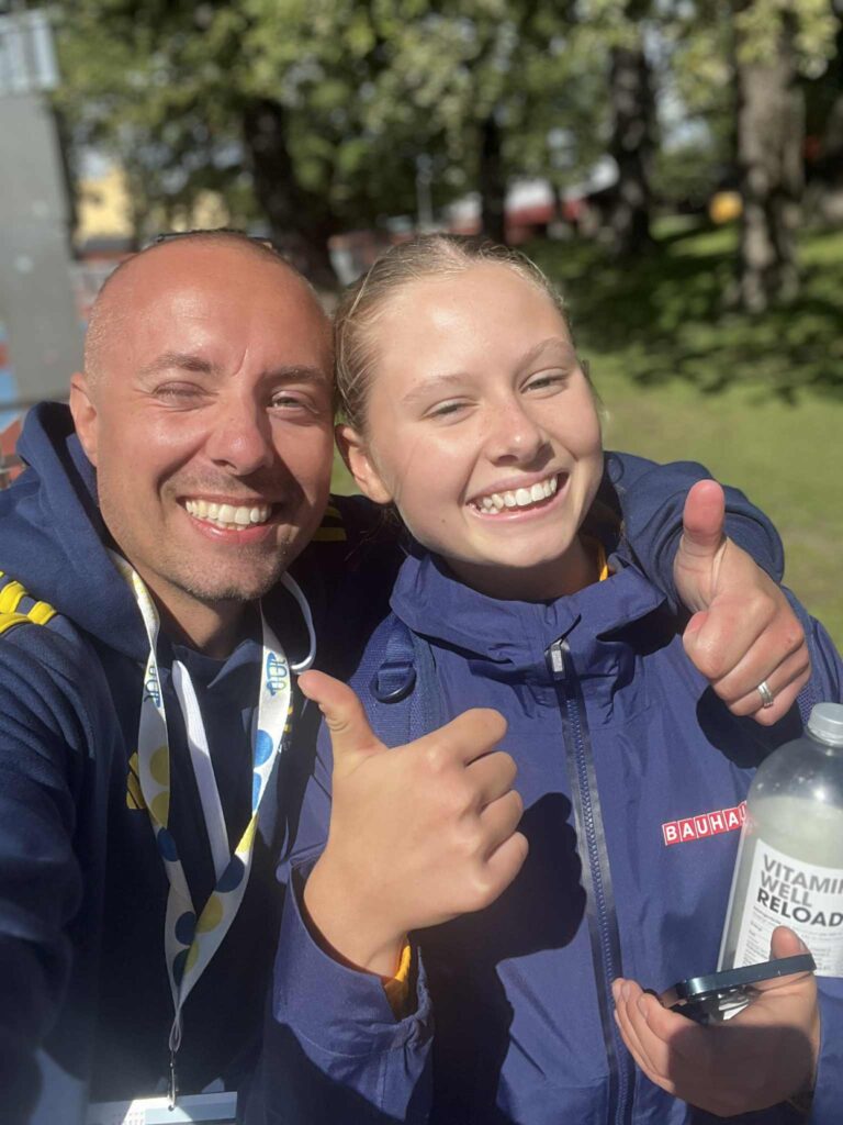 Seger till Elvira och flicklandslaget 3 - Åhus Friidrottsklubb 311d4ea3 2471 444c 9e7e e31a6fc05d8f - Åhus Friidrott